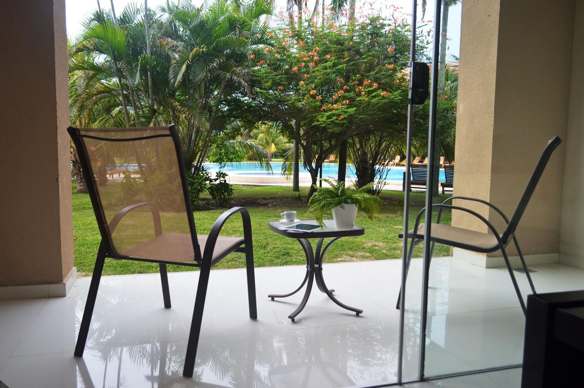 Sun Hotel Warnes Екстериор снимка
