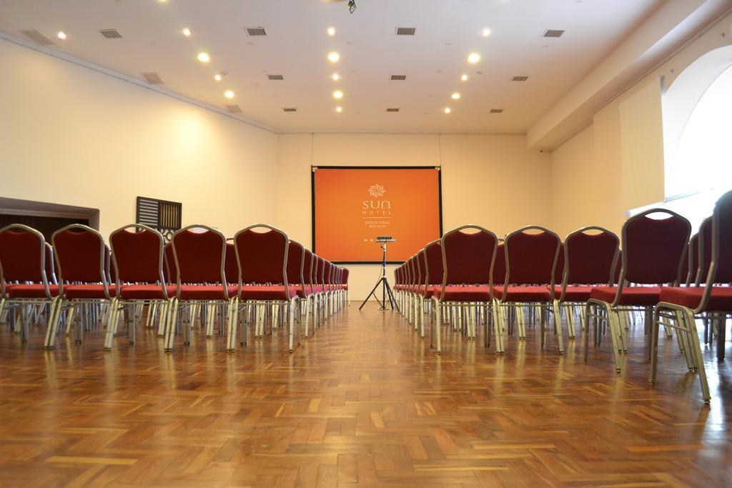 Sun Hotel Warnes Екстериор снимка